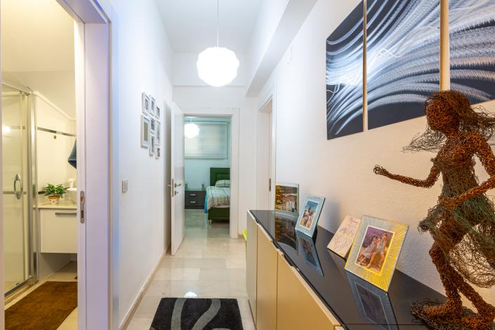 Image No.22-2 Bed Apartment for sale