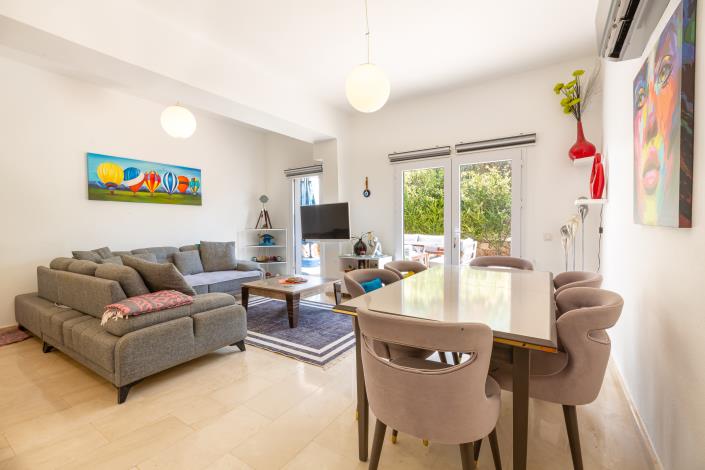 Image No.12-2 Bed Apartment for sale