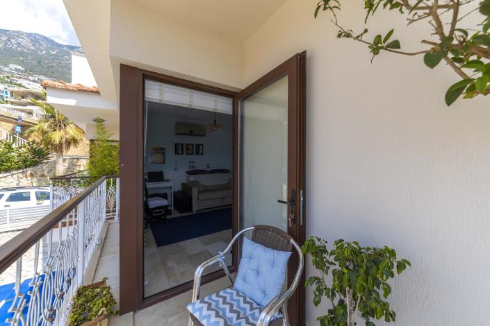 Image No.36-3 Bed Apartment for sale