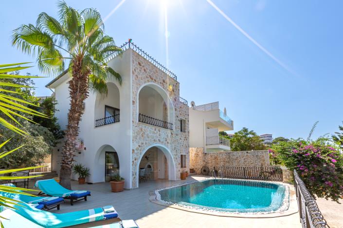 Image No.1-4 Bed Villa for sale