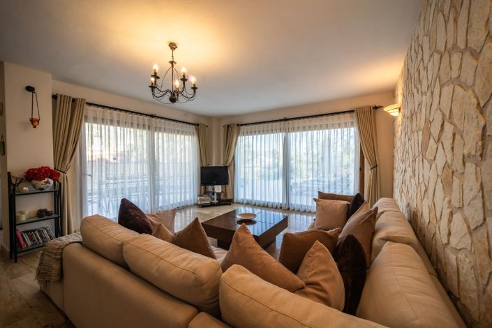 Image No.25-4 Bed Villa for sale