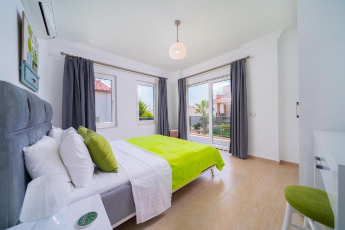 Image No.14-5 Bed Villa for sale