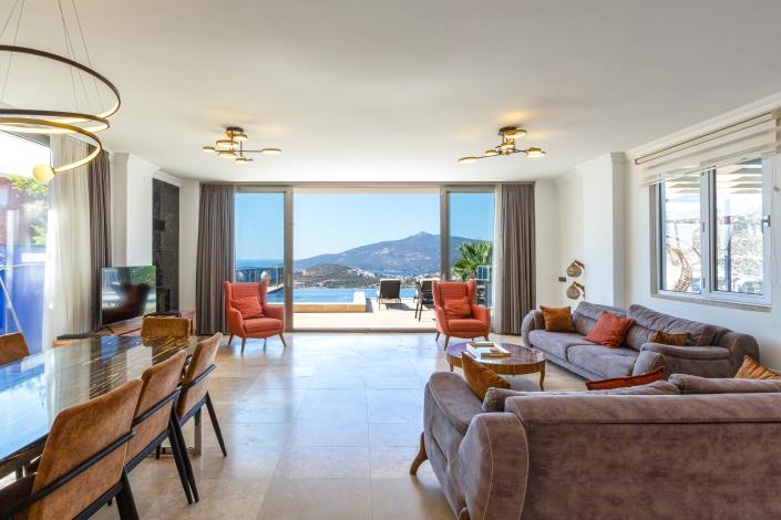 Image No.12-6 Bed Villa for sale