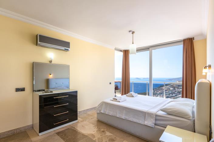 Image No.21-6 Bed Villa for sale