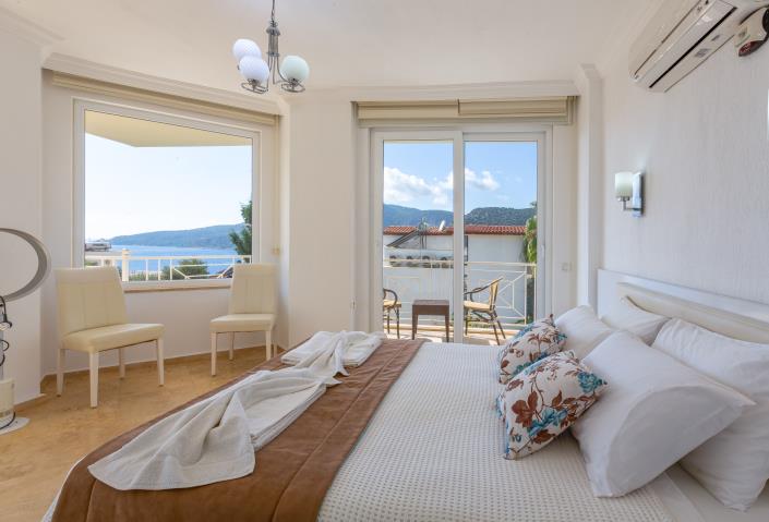 Image No.14-3 Bed Villa for sale