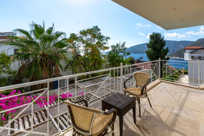 Image No.20-3 Bed Villa for sale