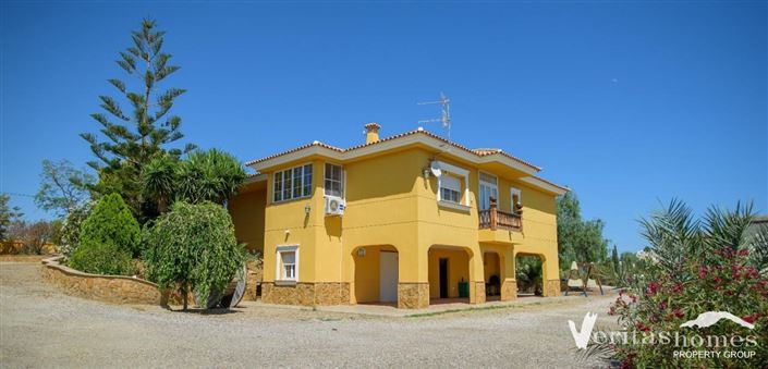 Image No.4-4 Bed Villa for sale