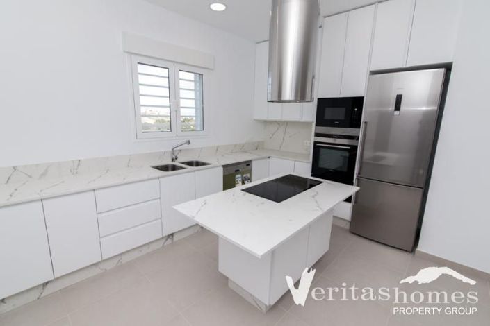 Image No.5-4 Bed Villa for sale