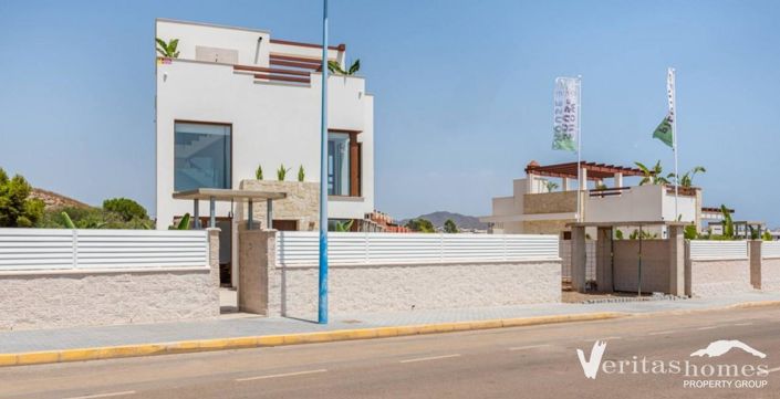 Image No.18-3 Bed Villa for sale