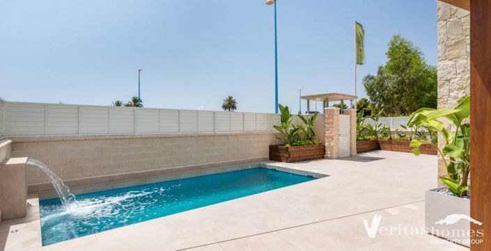 Image No.7-3 Bed Villa for sale