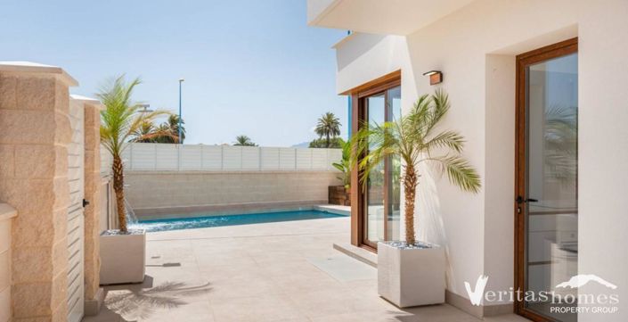 Image No.8-3 Bed Villa for sale