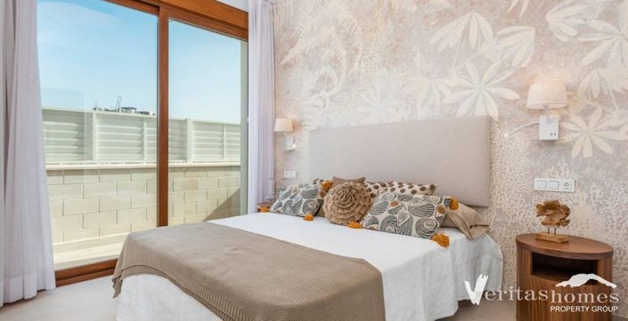 Image No.18-3 Bed Villa for sale