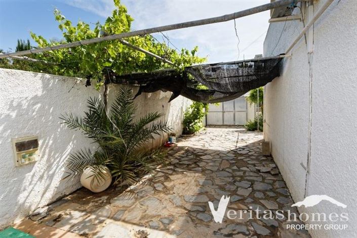 Image No.20-5 Bed Villa for sale