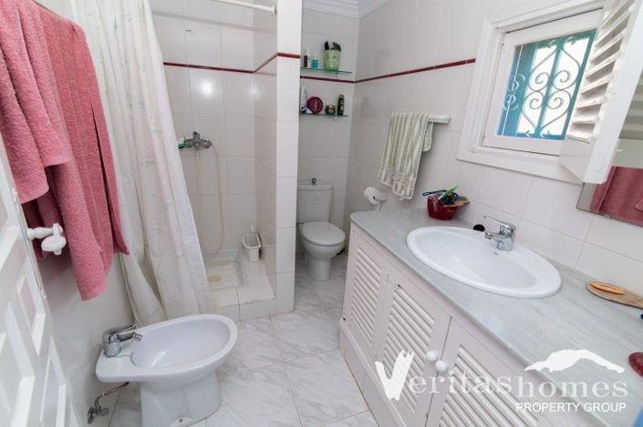 Image No.17-4 Bed Villa for sale