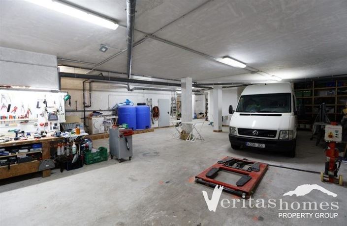 Image No.17-5 Bed Villa for sale