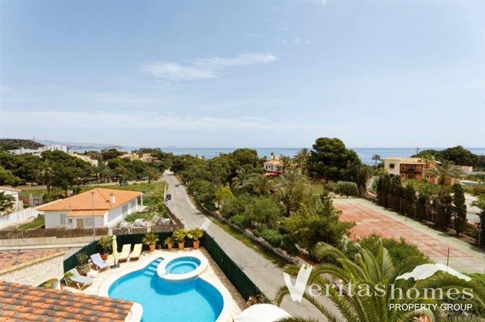 Image No.6-5 Bed Villa for sale