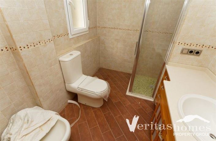 Image No.19-5 Bed Villa for sale