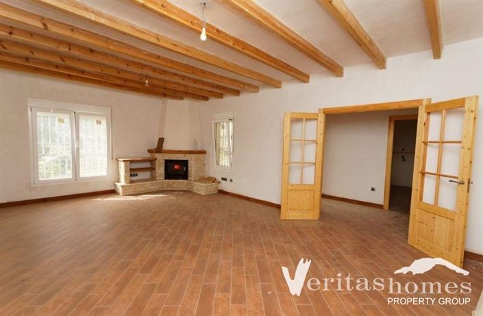 Image No.4-5 Bed Villa for sale