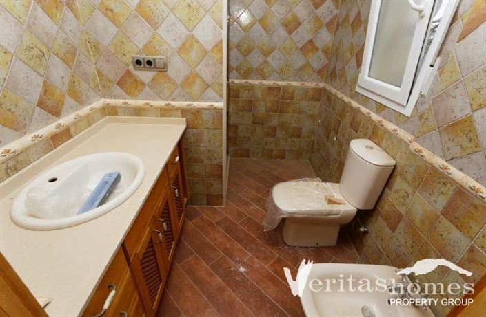 Image No.5-5 Bed Villa for sale