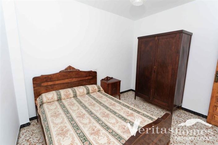 Image No.10-4 Bed Apartment for sale