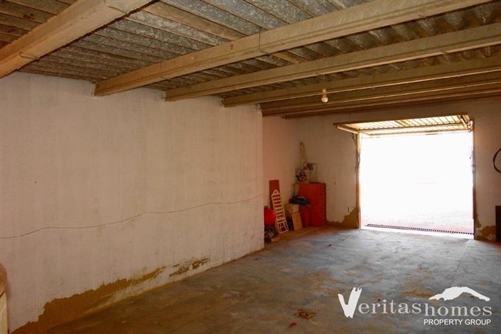 Image No.20-3 Bed Villa for sale