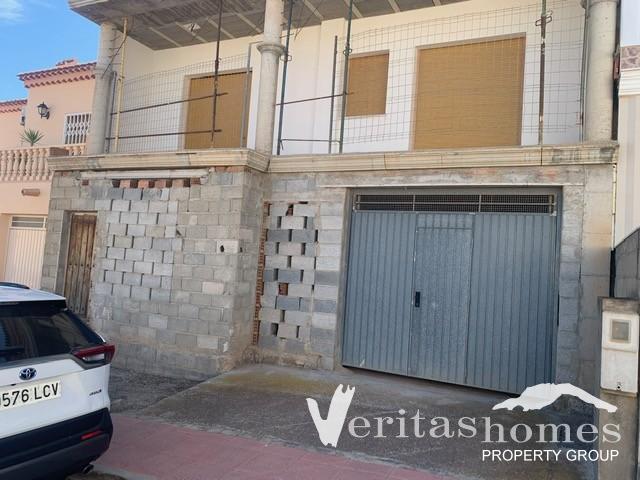 Image No.2-4 Bed Villa for sale