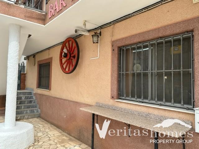 Image No.8-9 Bed Commercial for sale