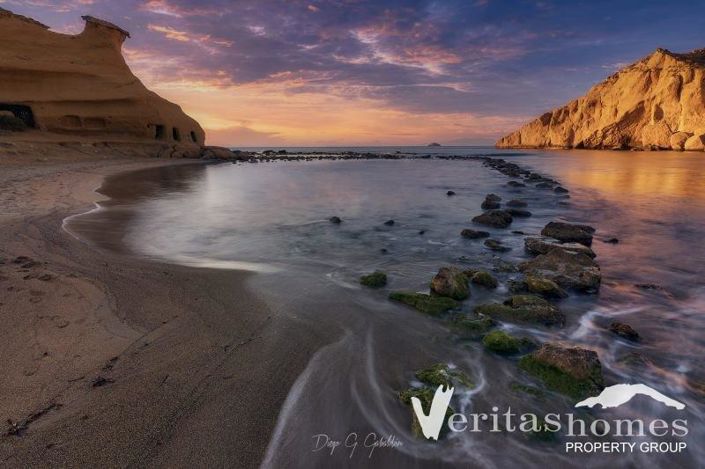 Image No.16-2 Bed Villa for sale