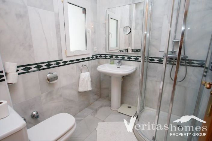 Image No.13-4 Bed Villa for sale