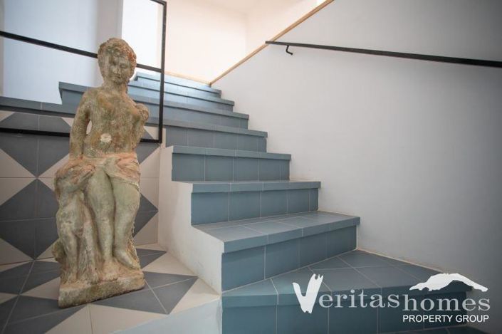 Image No.7-3 Bed Villa for sale