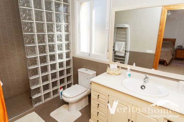 Image No.14-4 Bed Villa for sale