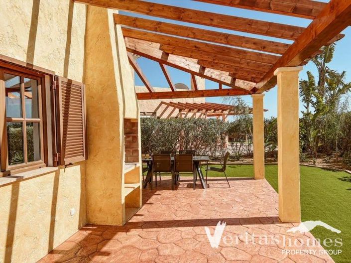 Image No.2-4 Bed Villa for sale