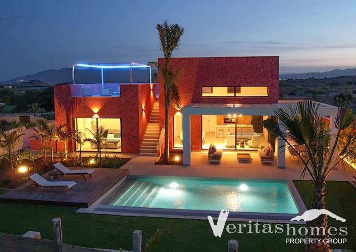 Image No.1-3 Bed Villa for sale