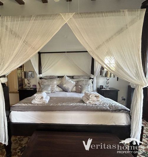 Image No.13-5 Bed Villa for sale