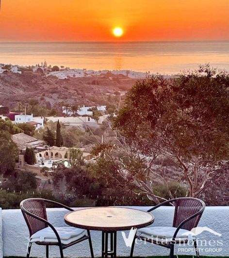 Image No.16-5 Bed Villa for sale