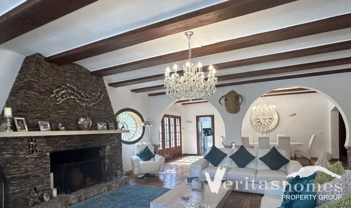 Image No.8-5 Bed Villa for sale