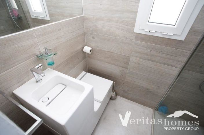 Image No.17-3 Bed Villa for sale