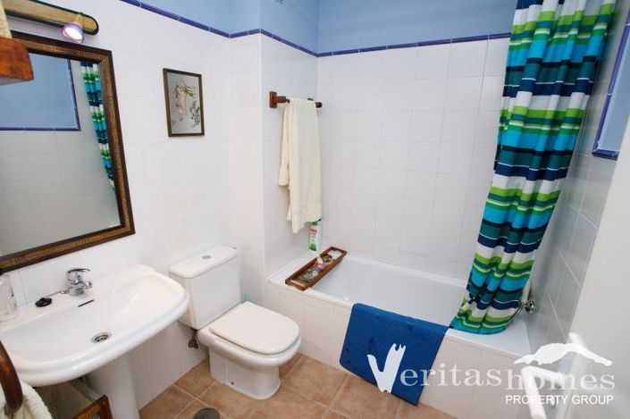 Image No.15-2 Bed Apartment for sale