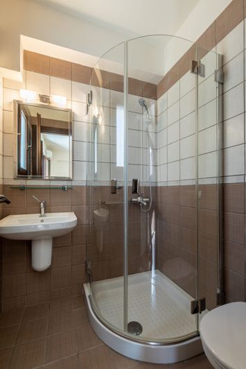 Image No.21-2 Bed Apartment for sale