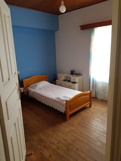 Image No.8-3 Bed Village House for sale