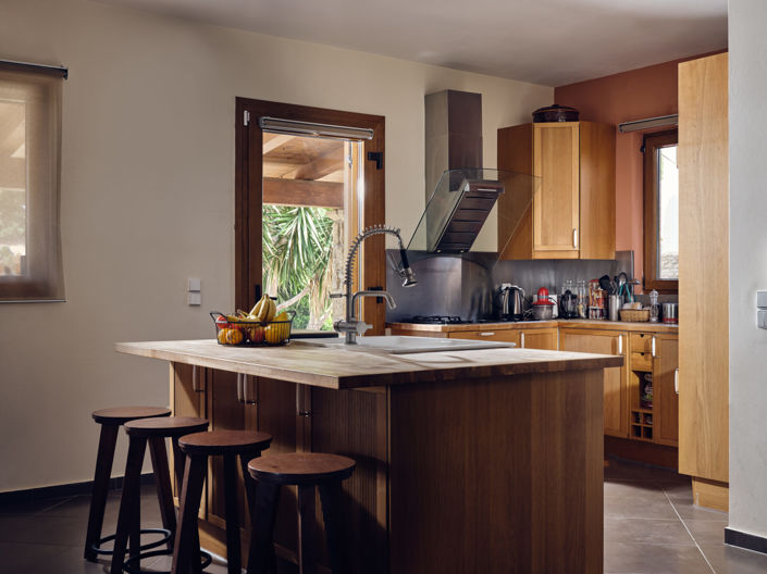 Image No.12-10 Bed Village House for sale