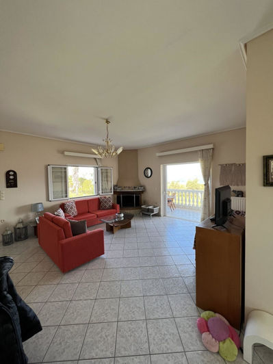 Image No.4-3 Bed Village House for sale