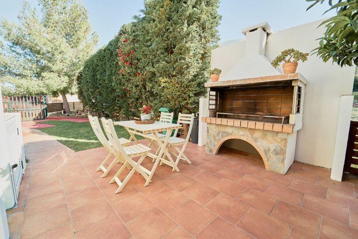 Image No.6-5 Bed Villa for sale