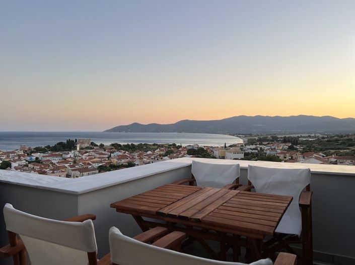 Image No.3-14 Bed Townhouse for sale