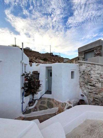 Image No.10-2 Bed Village House for sale