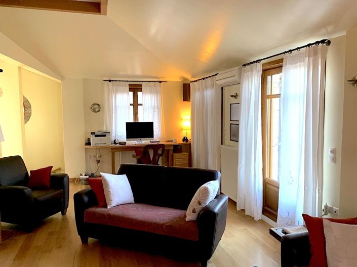 Image No.15-6 Bed Village House for sale