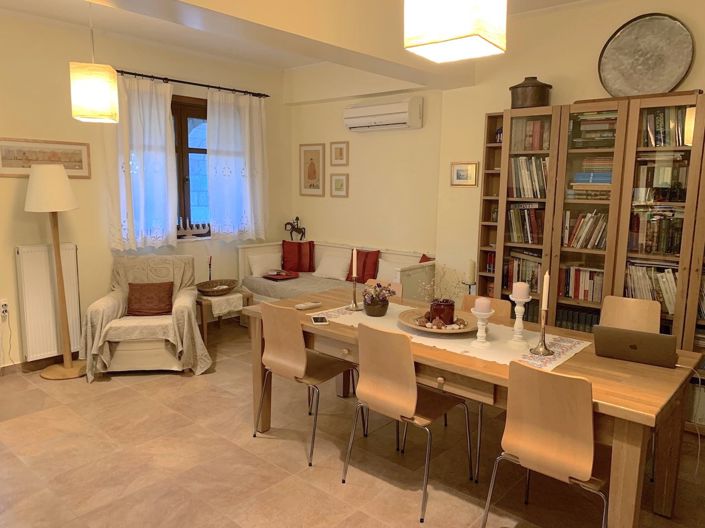 Image No.7-6 Bed Village House for sale