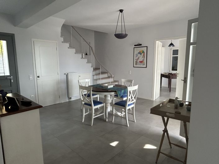 Image No.6-2 Bed Villa for sale