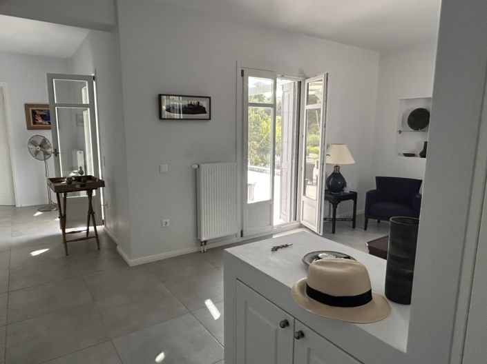 Image No.7-2 Bed Villa for sale