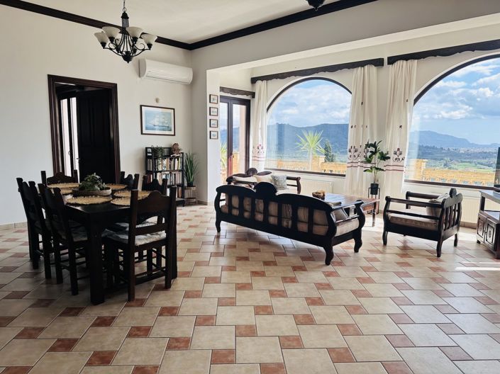 Image No.15-5 Bed Villa for sale